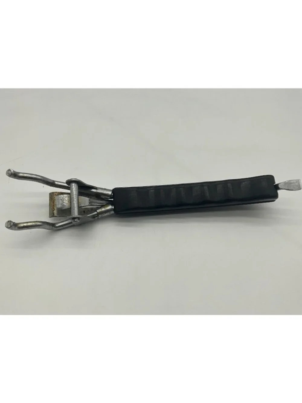 Guardian Serviceware Detachable Clamp On Handle and 2 Pan Handles Black Bakelite